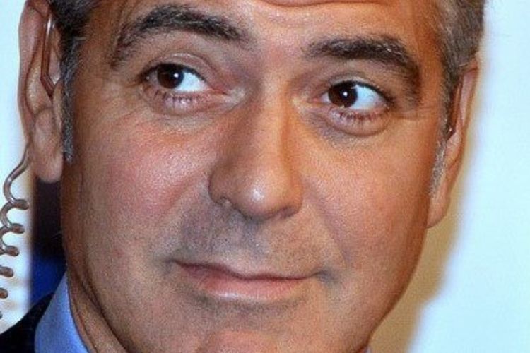 imported-George_Clooney_18_10_2011-d88514.jpg