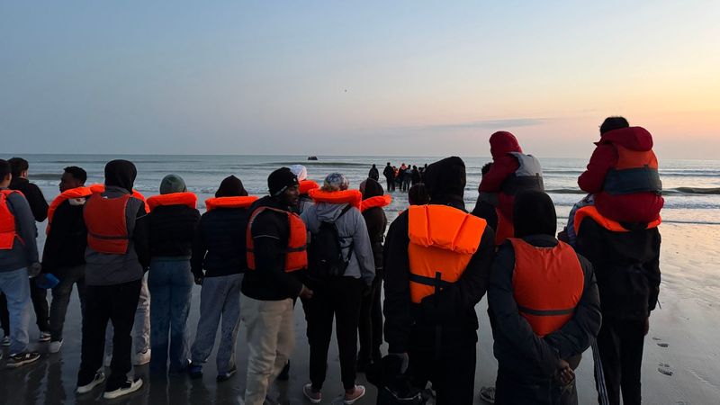 imported-skynews-migrants-dunkirk-france_6939149.jpg