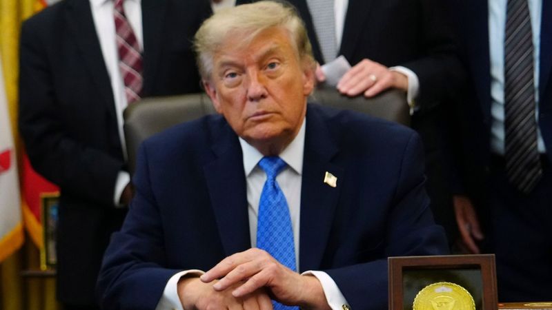 imported-skynews-donald-trump-oval-office_7284671.jpg
