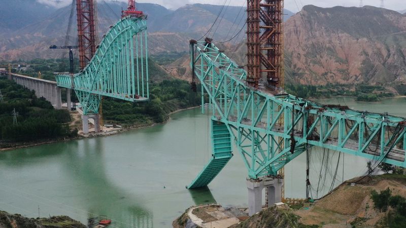 imported-skynews-bridge-china_6998486.jpg