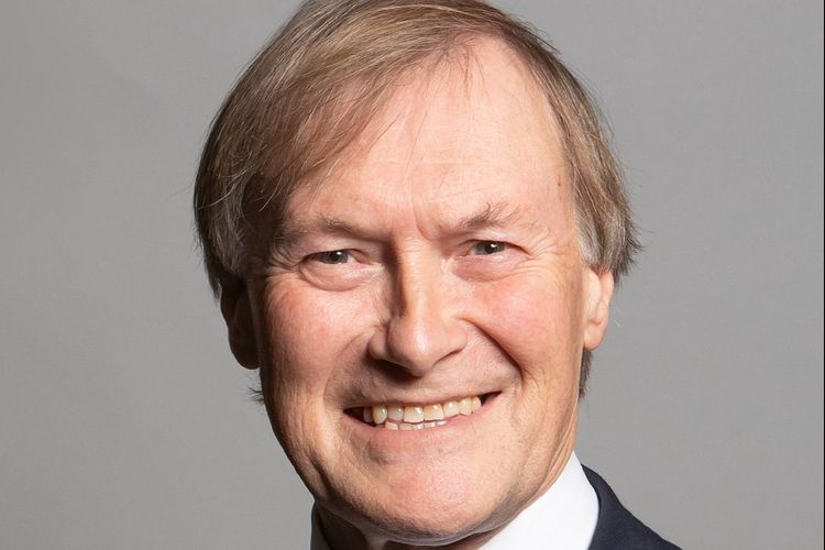 imported-1200px-Official_portrait_of_Sir_David_Amess_MP_crop_2-e7dc31.jpg