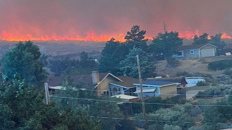 imported-skynews-hawk-fire-reno_7329673.jpg