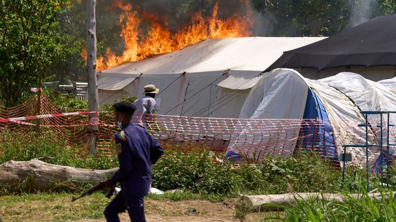imported-skynews-ebola-rwampara-congo_7255020.jpg