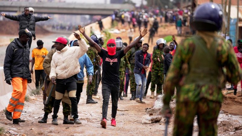 imported-skynews-kenya-nairobi-protest_6959633.jpg
