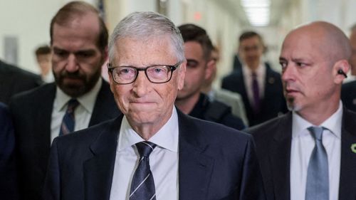 imported-skynews-bill-gates-jeffrey-epstein_7270026.jpg