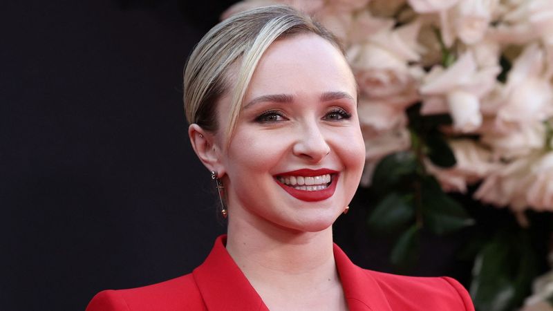 imported-skynews-hayden-panettiere-heroes_7323714.jpg