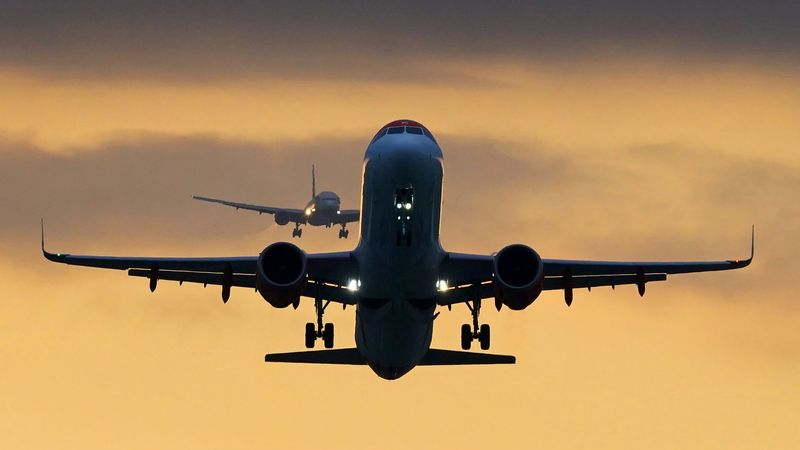 imported-skynews-airplane-plane-aircraft_7262822.jpg