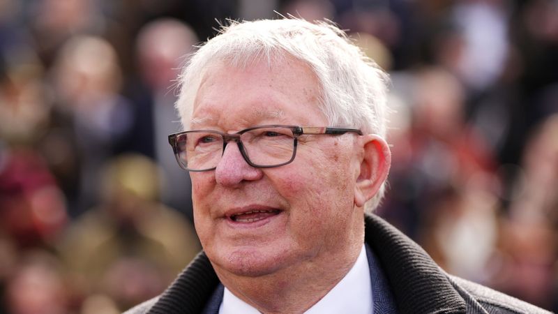 imported-skynews-sir-alex-ferguson-cheltenham-festival_7238100.jpg