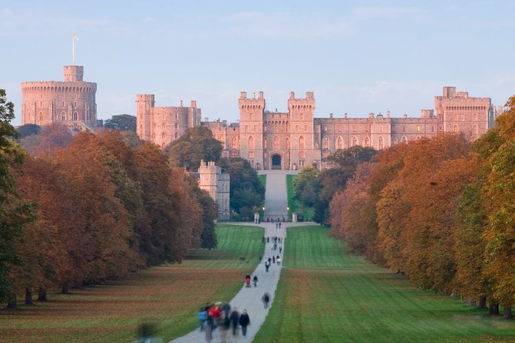 imported-Windsor_Castle_at_Sunset_-_Nov_2006-bb5392.jpg