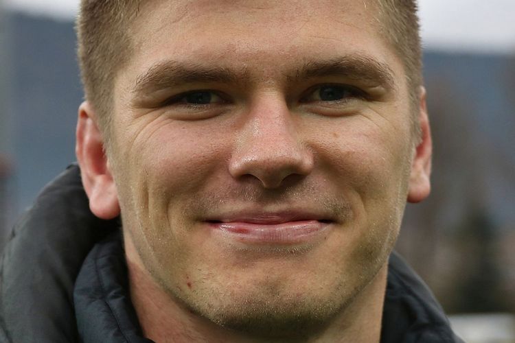imported-USO_-_Saracens_-_20151213_-_Owen_Farrell_8-c41b23.jpg