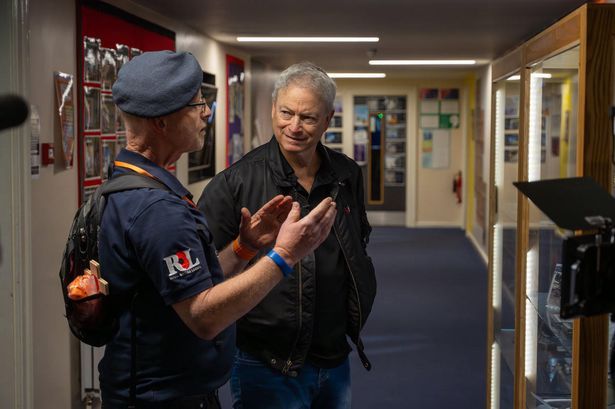 imported-1_Gary-Sinise-at-Kimbolton-School.jpg