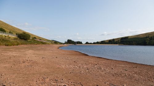 imported-skynews-wales-resevoir-weather_7310494.jpg