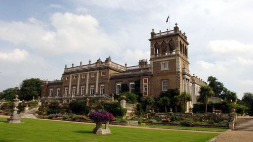 imported-skynews-coddenham-shrubland-hall_7296672.jpg