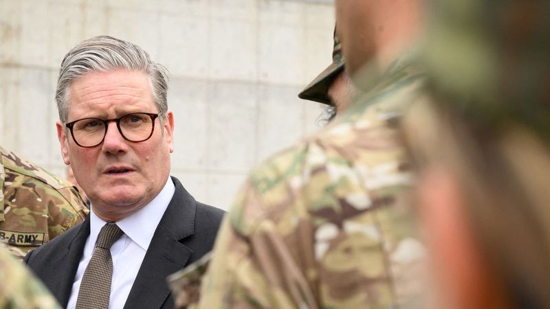 imported-skynews-starmer-army_7269644.jpg
