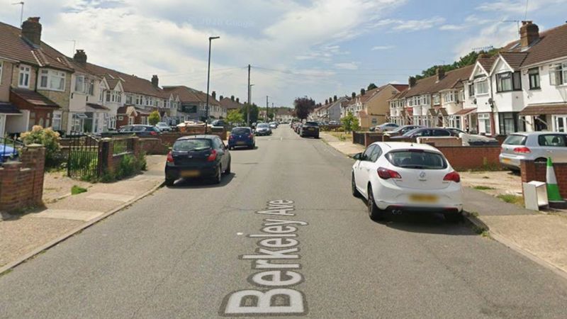 imported-skynews-hounslow-fire-berkeley-avenue_7325957.jpg