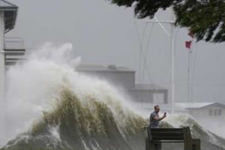 imported-Hurricane IDA-020b61.jpg