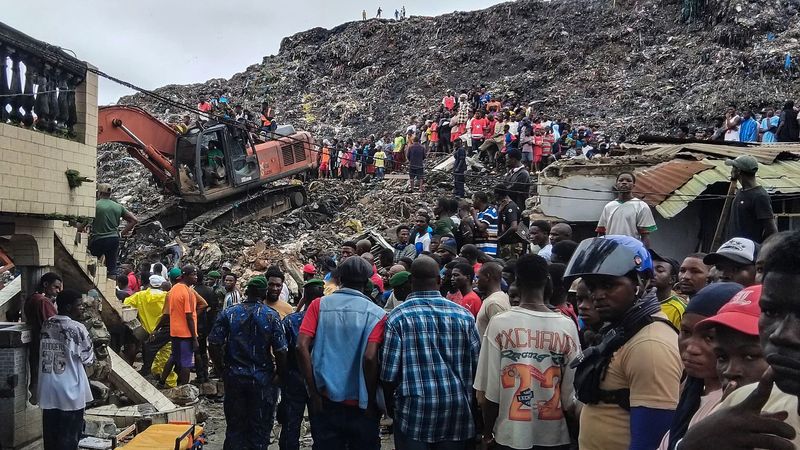 imported-skynews-landslide-guinea-rubbish-tip_7329549.jpg