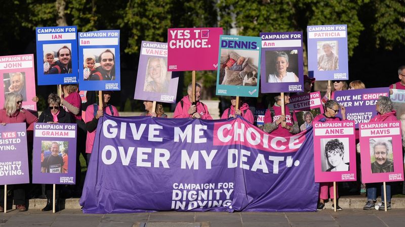 imported-skynews-pro-assisted-dying_7175597.jpg