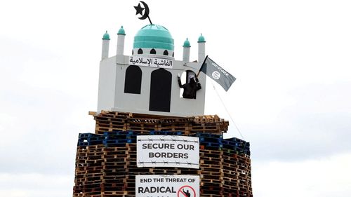 imported-skynews-mosque-northern-ireland_7293845.jpg