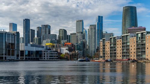 imported-skynews-millwall-outer-dock_7313691.jpg