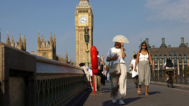 imported-skynews-uk-summer-weather-heatwave_6988933.jpg