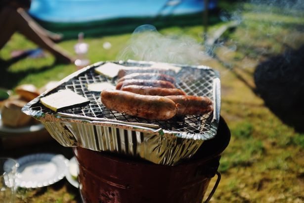 imported-0_Sausages-on-disposable-BBQ-in-back-garden.jpg