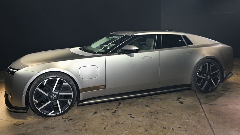 imported-skynews-jaguar-ev_7370149.jpg