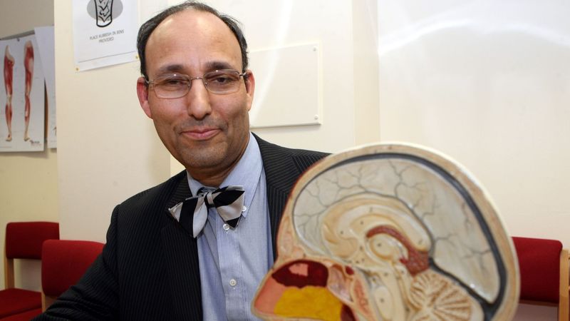 imported-skynews-sam-eljamel-surgeon_7094485.jpg
