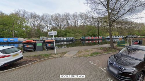 imported-skynews-towpath-walk-hackney_7258820.jpg