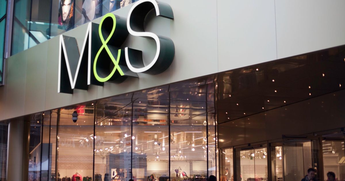 imported-skynews-marks-and-spencer-shop_6896501.jpg