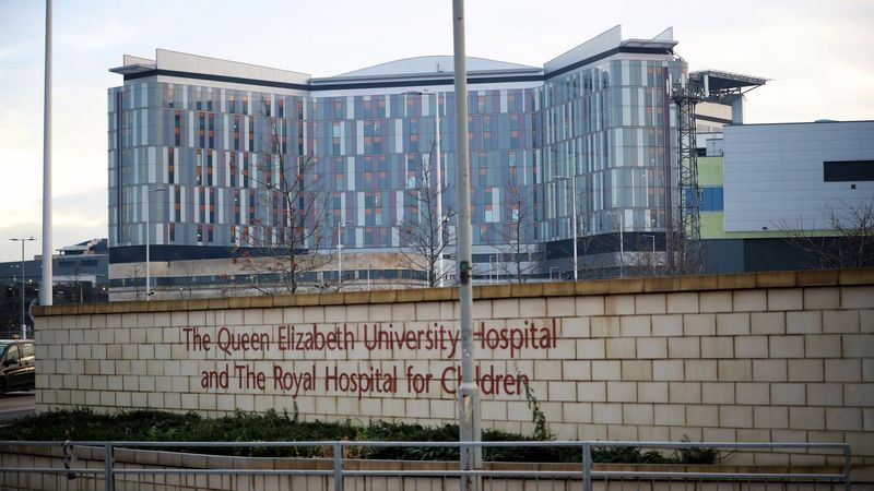 imported-skynews-hospital-queen-elizabeth_7184634.jpg