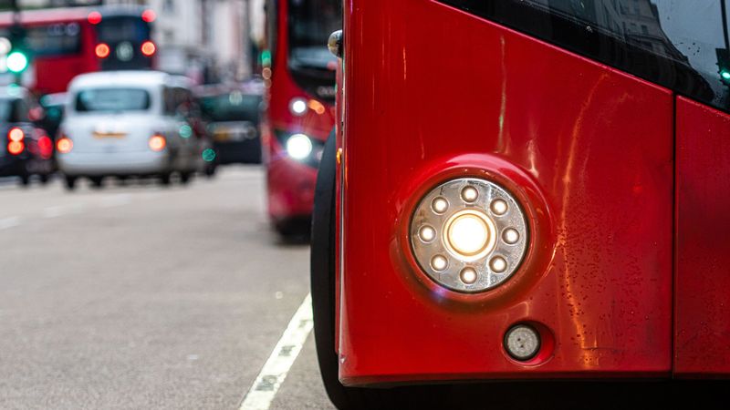 imported-skynews-london-bus-bus_7149507.jpg