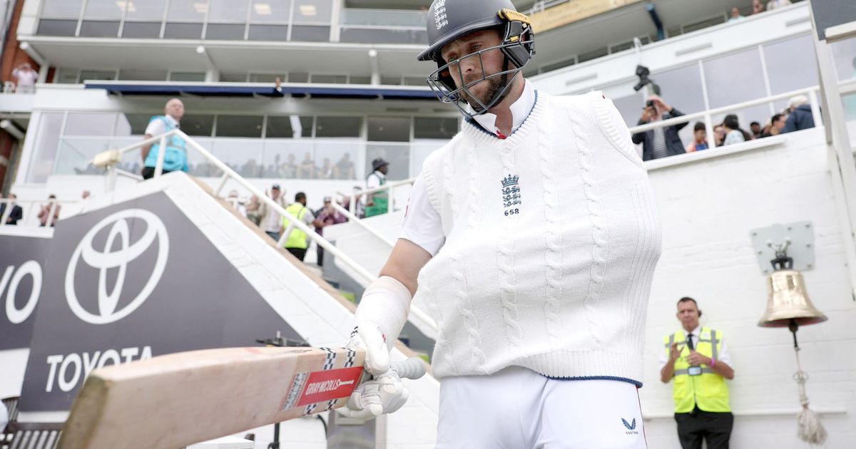 imported-skynews-sling-chris-woakes_6982568.jpg