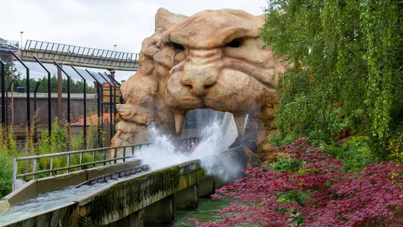 imported-skynews-chessington-tiger-rock_7318150.jpg