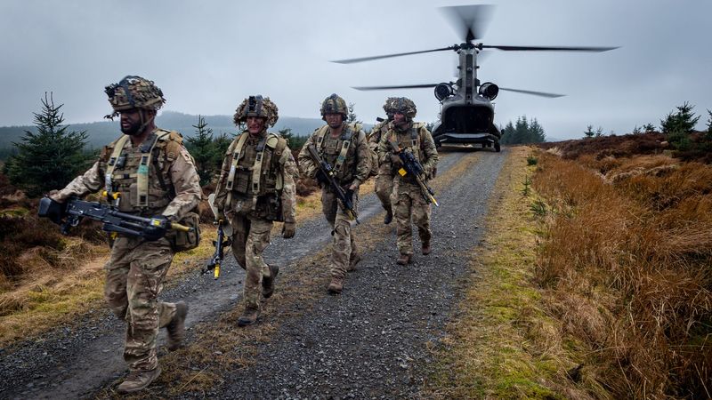 imported-skynews-mod-soldiers-royal-regiment-scotland_7238814.jpg