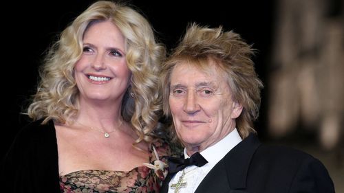 imported-skynews-rod-stewart-penny-lancaster_7319545.jpg