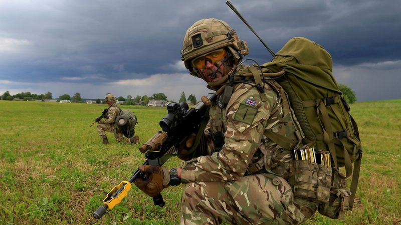 imported-skynews-army-uk_7304657.jpg