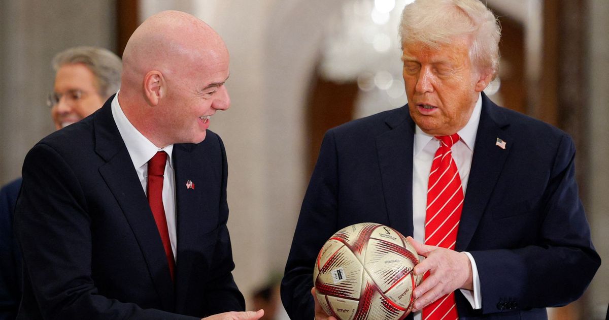 imported-skynews-donald-trump-gianni-infantino_6917765.jpg