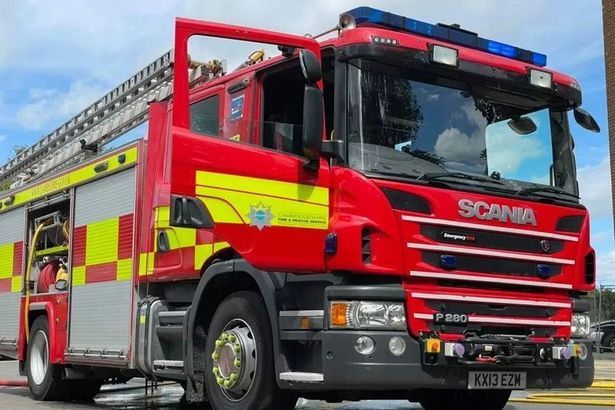 imported-6_Fire-engine-Cambsjfif_result.jpg