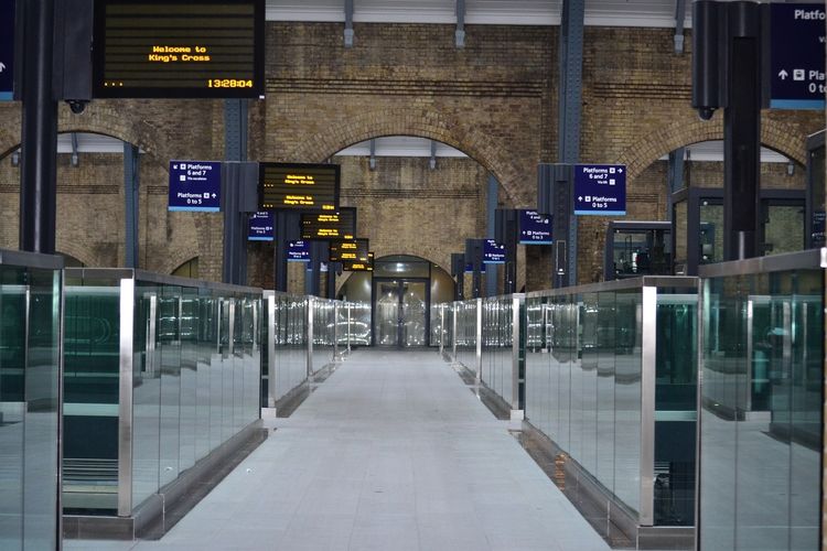 imported-train%20station%20london-f7777c.jpg