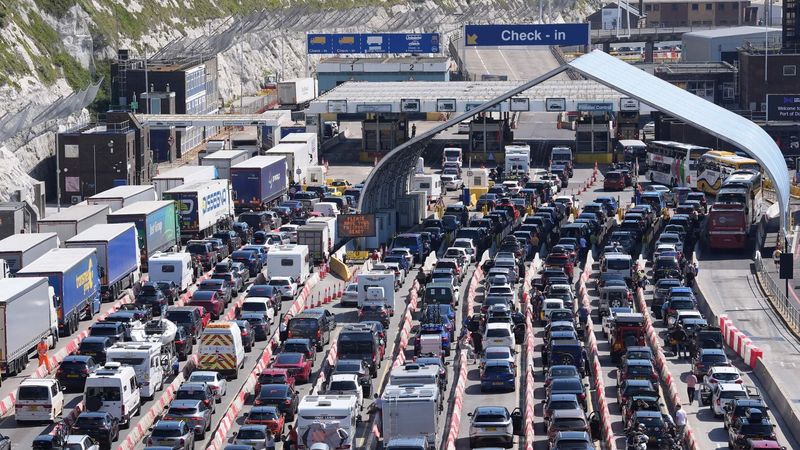 imported-skynews-dover-kent-traffic_7255541.jpg