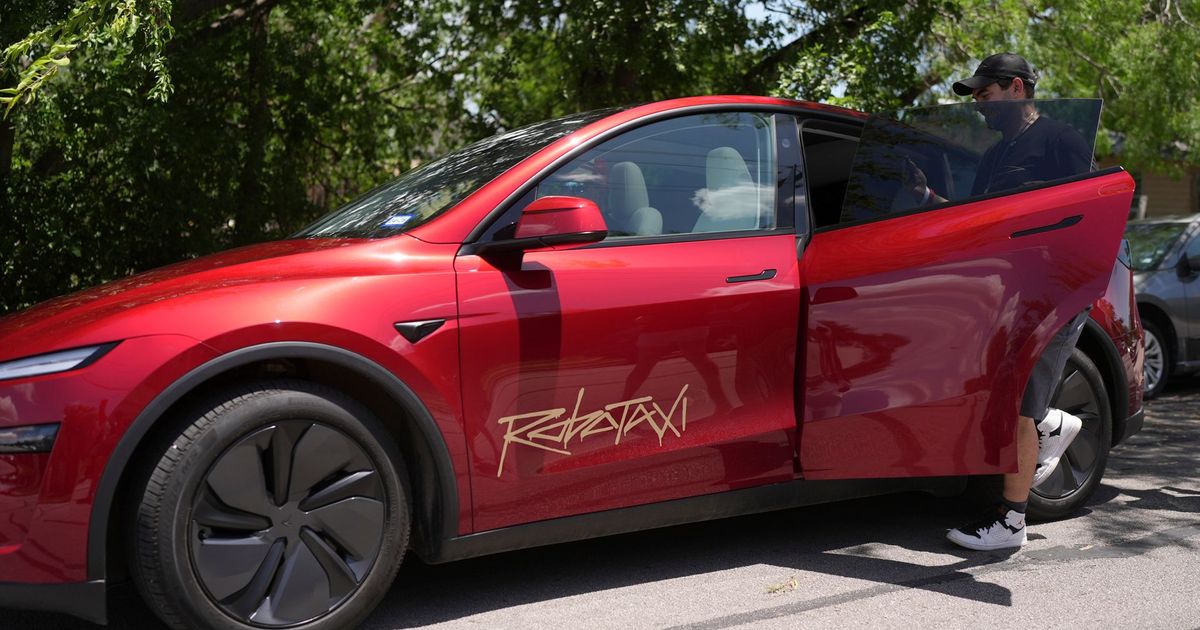 imported-skynews-tesla-robotaxi_6950024.jpg