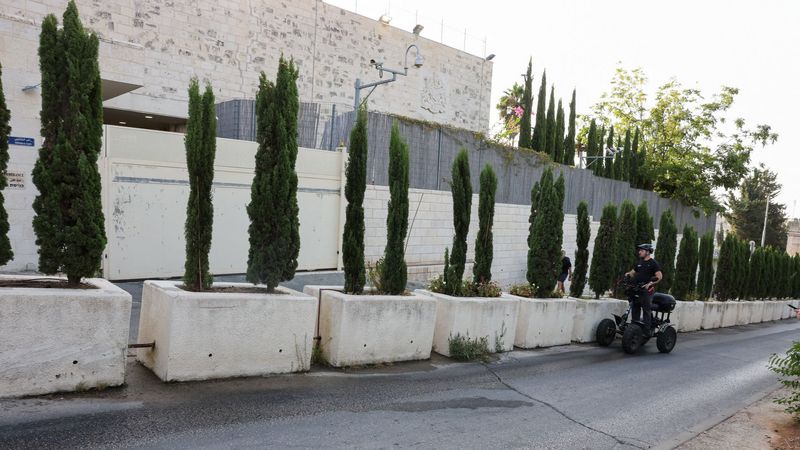 imported-skynews-british-consulate-jerusalem_7371019.jpg