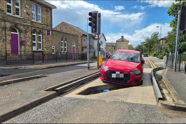 imported-0_car-trapped-in-St-Ives.jpg