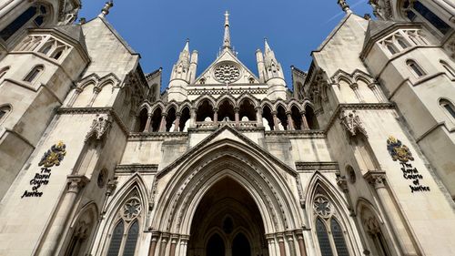 imported-skynews-royal-courts-of-justice_7258843.jpg