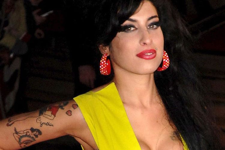 imported-amy-winehouse-EPA-090363.jpg