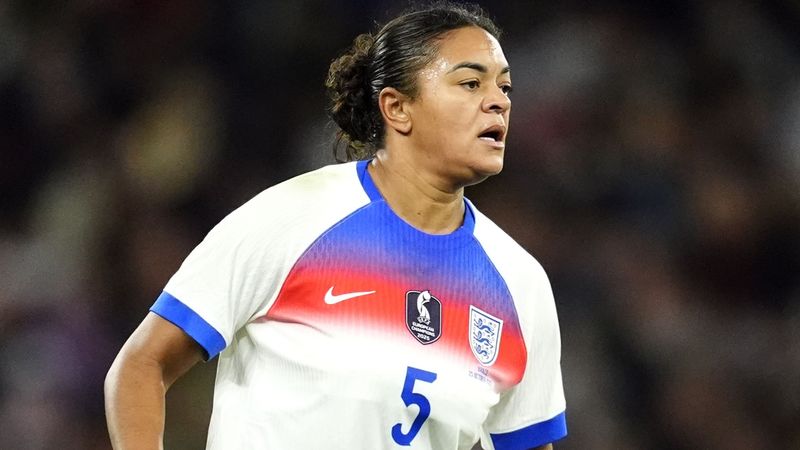 imported-skynews-jess-carter-england_7359810.jpg