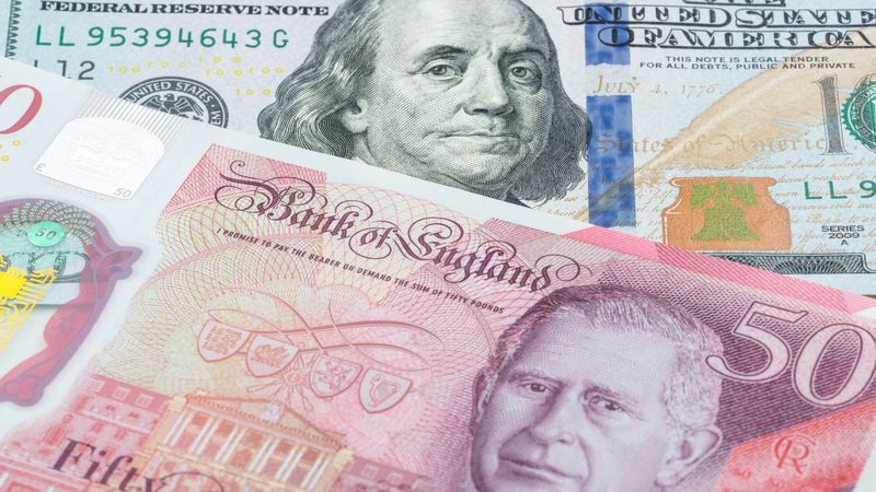 imported-skynews-dollar-pound-sterling_7325729.jpg