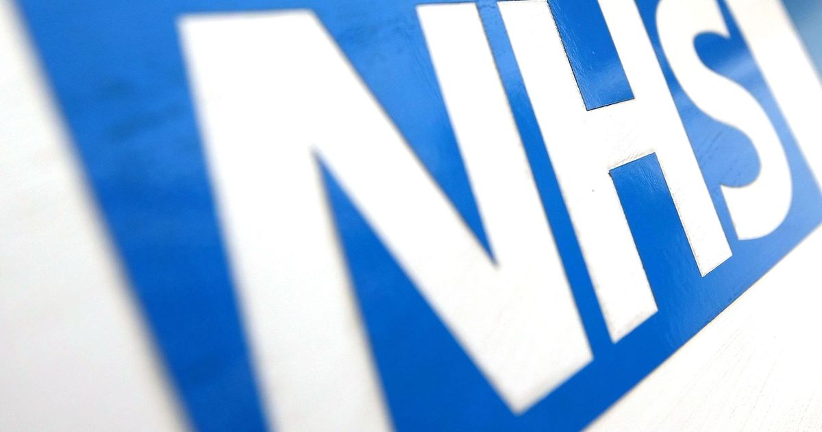 imported-skynews-nhs-sign_7220406.jpg