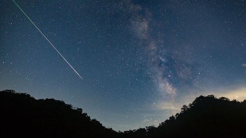 imported-skynews-meteor-shooting-star_7238850.jpg